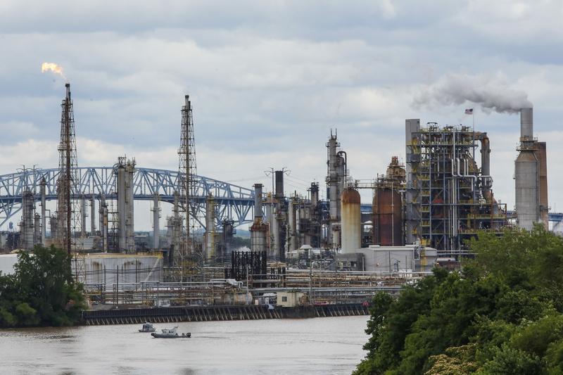 Report faults EPA for not enforcing limits on toxic benzene emissions ...