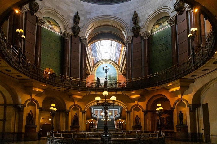 The interior of the Illinois Capitol is pictured in Springfield. (Capitol News Illinois photo by Andrew Adams)