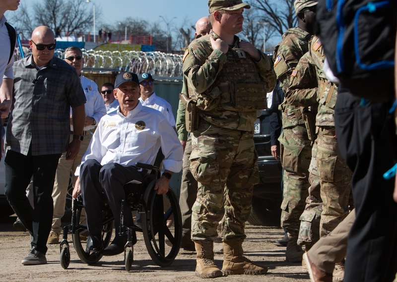 Texas Gov. Greg Abbott arrives at a news conference with Republican governors from several other states at Shelby Park in Eagle Pass on Feb. 4, 2024. (Photo by Kaylee Greenlee Beal for The Texas Tribune)