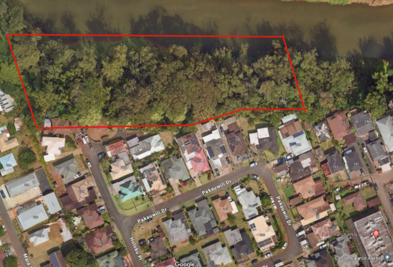 The Hawaii Agribusiness Development Corp. is seeking to buy the parcel outlined in red from Dole Foods, the latest in a long line of deals between the state and Dole and its former parent, Castle &amp; Cooke. (Screenshot/Google Map)