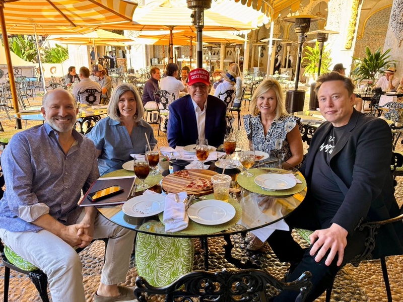 President-elect Donald Trump, center, sits with, left to right, businessman Howard Lutnick; Iowa U.S. Sen. Joni Ernst; Ernst chief of staff Lisa Goeas; and billionaire entrepreneur Elon Musk at Mar-a-Lago, Trump's Florida estate. Ernst gave Musk a letter about suggested cuts in government spending. (Photo courtesy of Ernst office).