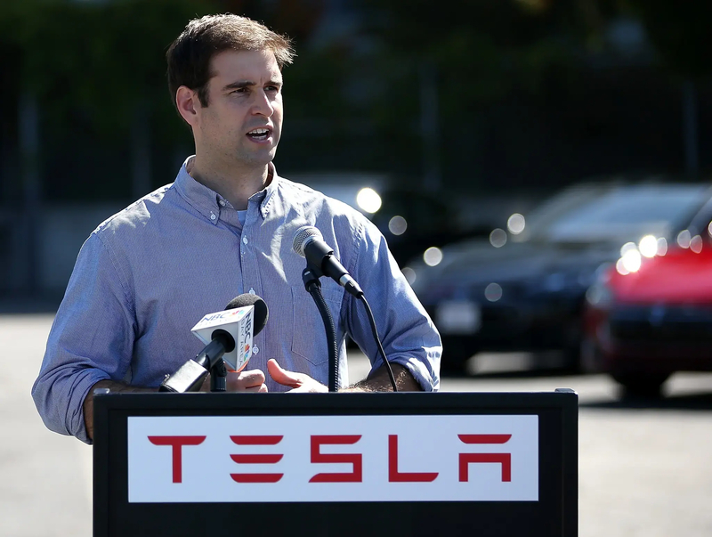 JB Straubel, then-Tesla Motors chief technical officer, speaks during a ribbon cutting for a new Supercharger station outside of the Tesla Factory on August 16, 2013 in Fremont, California. (Photo by Justin Sullivan / Getty Images via Grist)