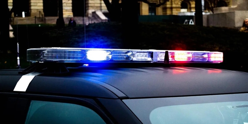 Flashing lights are pictured on an Illinois State Police car. (Capitol News Illinois file photo)