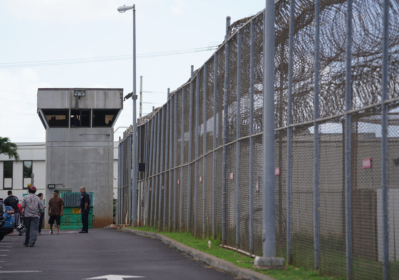 Three inmates of Hawaiʻi’s largest jail, Oahu Community Correctional Center, are on trial for a killing there in 2023. (Cory Lum/Civil Beat/2018).