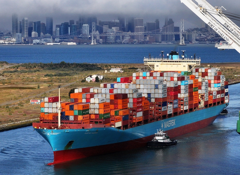 A container ship arrives at the Port of Oakland on August 1, 2025 in Oakland, California. President Donald Trump announced that his Aug. 1 deadline for trade deals will not be extended and sweeping tariffs will be imposed on certain countries beginning that day. (Photo by Justin Sullivan/Getty Images)