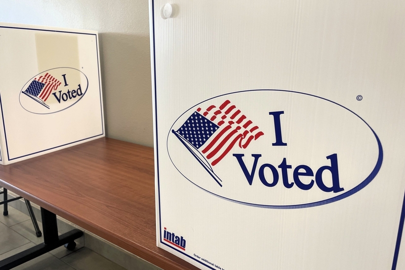 Tech experts say moves by the Trump administration and social media platforms to reduce cybersecurity and content moderation online will make it easier for misinformation to spread ahead of the 2026 midterms. (Photo by Seth Tupper/South Dakota Searchlight)