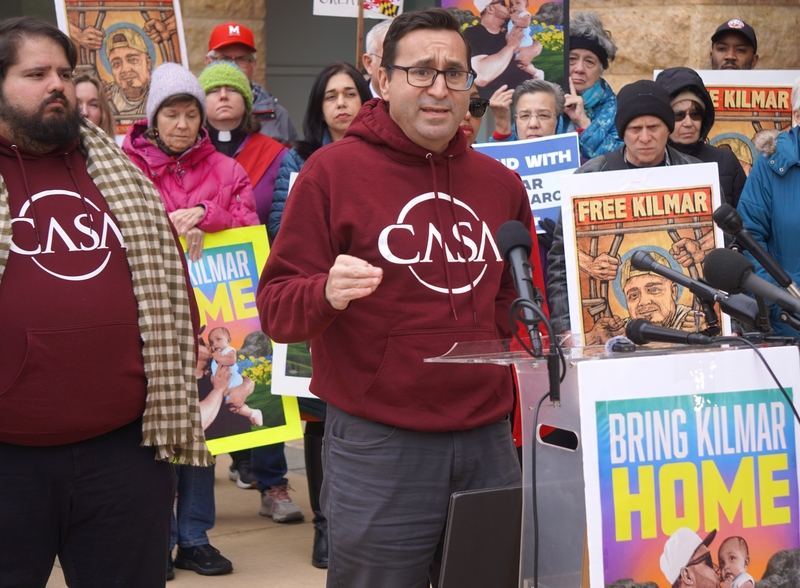 George Escobar, who was recently chosen as CASA’s new executive director, as of Jan. 1, gives opening remarks at a rally Thursday, Nov. 20, 2025 outside the U.S. District Court in Greenbelt, Maryland, in support of Kilmar Abrego Garcia, who had a hearing in court. (Photo by William J. Ford/Maryland Matters)