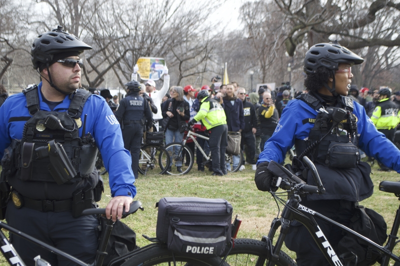U.S. Capitol Police form line around far-right activists near the Capitol on Tuesday, Jan. 6, 2026, who were marking the five-year anniversary of the Jan. 6, 2021, attack in an attempt to stop Congress from certifying the 2020 presidential election results. (Ashley Murray/States Newsroom)