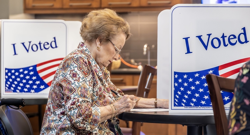 Elizabeth May marks her ballot while voting at Second Presbyterian Church in Little Rock’s Pleasant Valley neighborhood on Tuesday, March 3, 2026 (Photo by John Sykes/Arkansas Advocate)