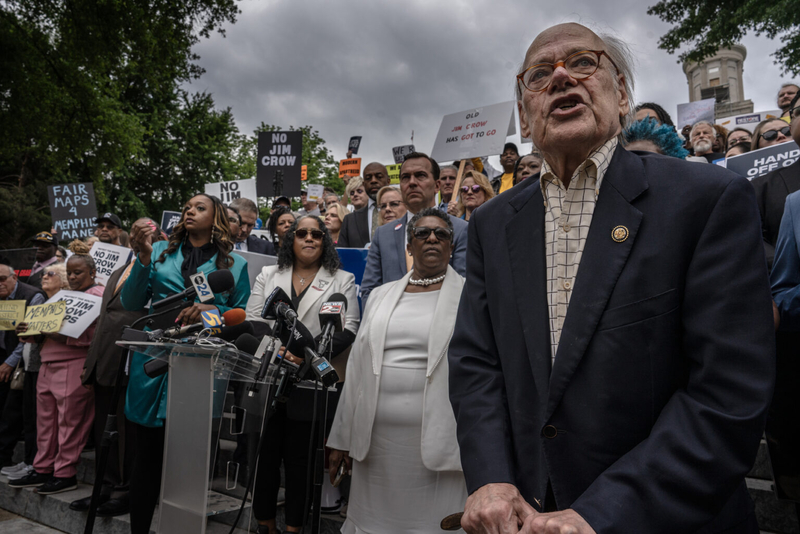CohenU.S. Rep. Steve Cohen of Tennessee’s Memphis-based 9th district speaks to a crowd before Tuesday’s legislative session. (Photo: John Partipilo/ Tennessee Lookout)