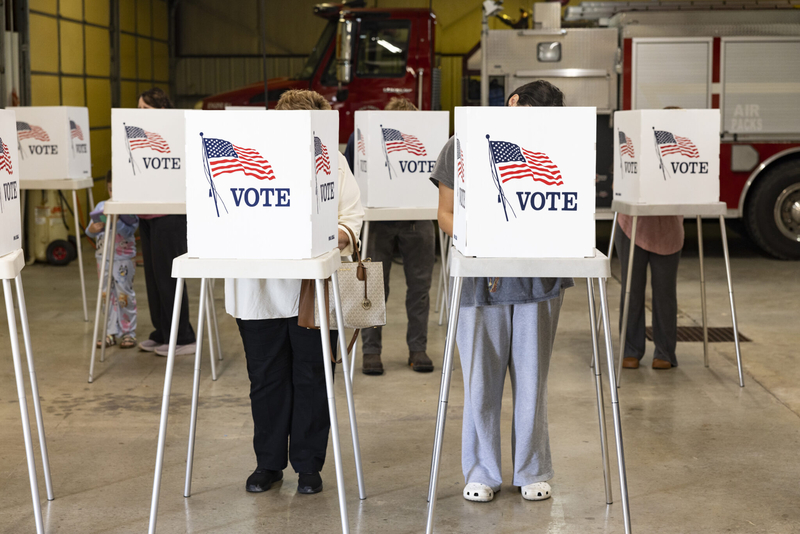 People vote in the Halifax Volunteer Fire Department in Allen County, Kentucky, on Election. Day, Nov. 5, 2024. (Kentucky Lantern photo by Austin Anthony)