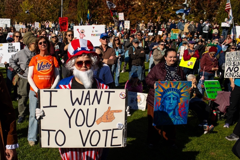 Thousands gather in downtown Minneapolis, Minnesota, for the national No Kings rally to encourage midterm voting on Saturday, Oct. 17, 2026. (Photo by Nicole Neri/Minnesota Reformer)