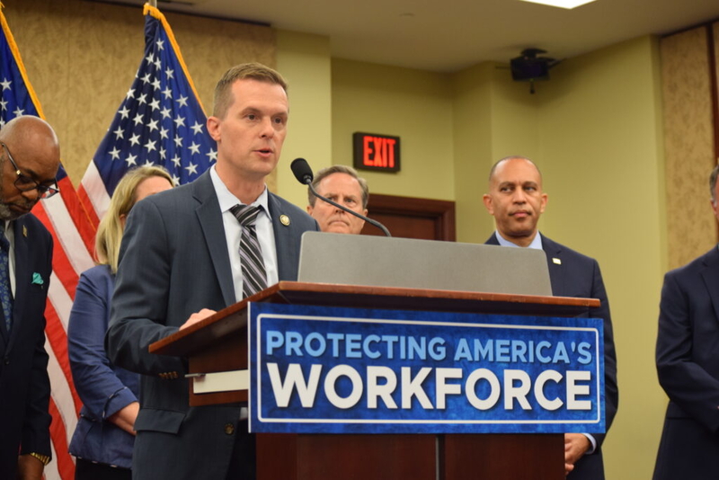 Golden prevails in effort to force vote on bill to restore federal worker union rights