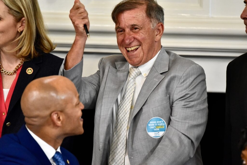 Moore, lawmakers back proposal to tie prescription drug costs to federally negotiated prices