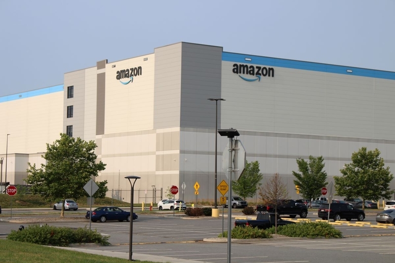 Feds and 22 states sue Amazon, alleging deceptive advertising scheme