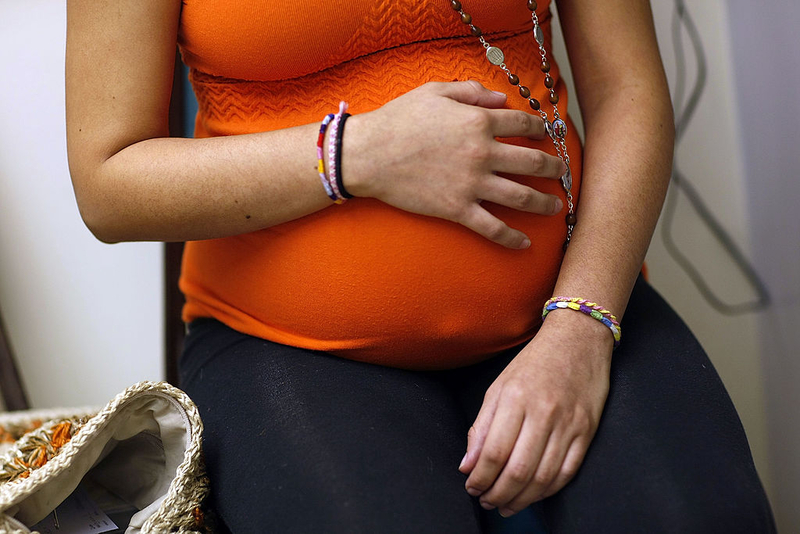 Rural women who got C-sections more likely to be prescribed opioids at home, study finds