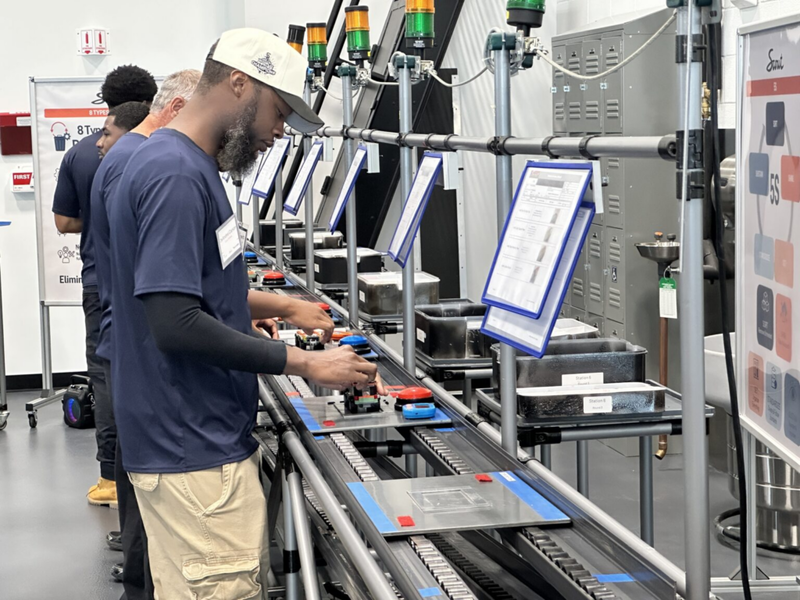 Nine states shed jobs in the past year