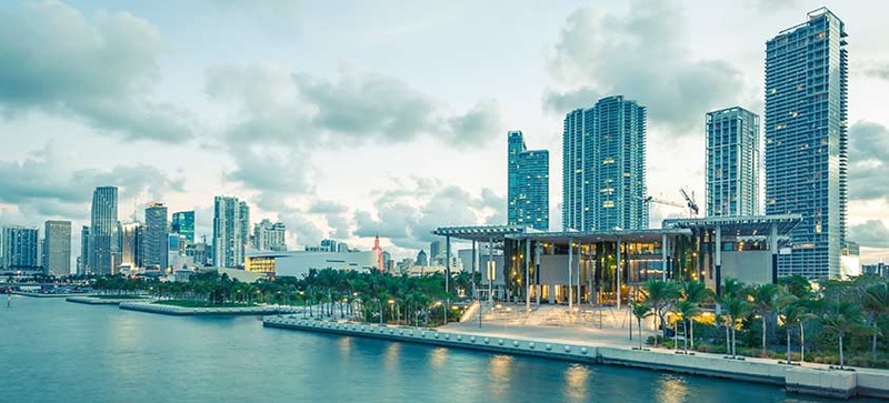Miami-Dade becomes the latest Florida county to flip from blue to red in voter registration
