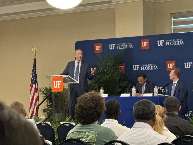 UF trustees unanimous in backing former Alabama president