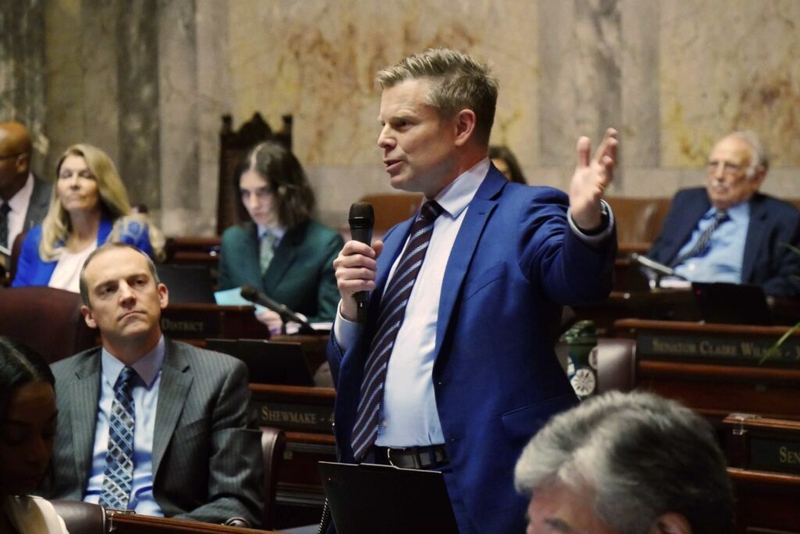 Washington state Senate approves tax on personal income over $1M