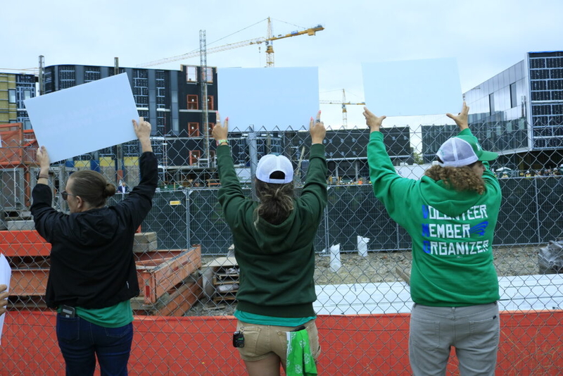 WA governor met with state worker protest at hospital construction ceremony