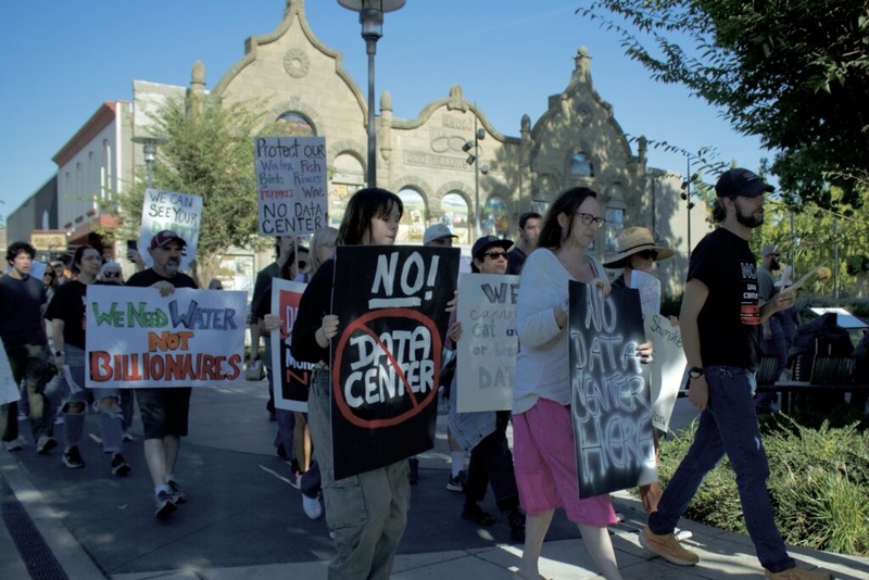Amazon’s Walla Walla data center plan sparks tension between protesters, local officials