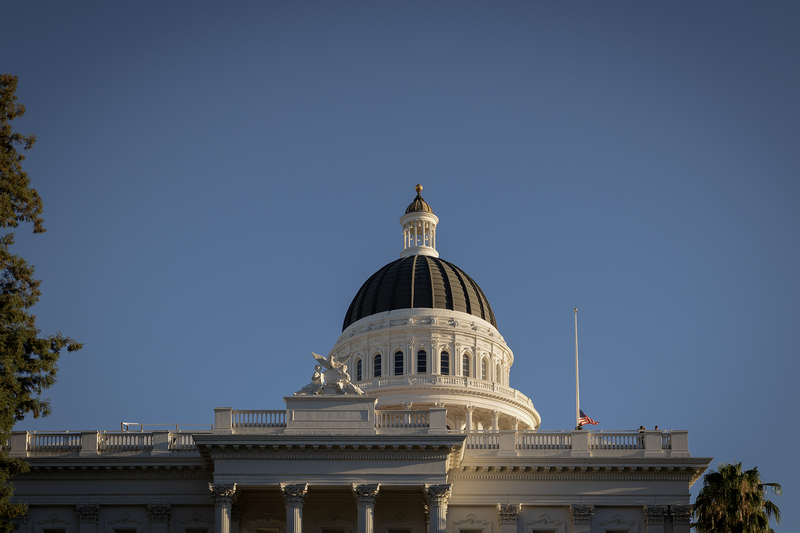 Will Trump’s waning popularity pull down California Republicans? Today’s election offers a clue