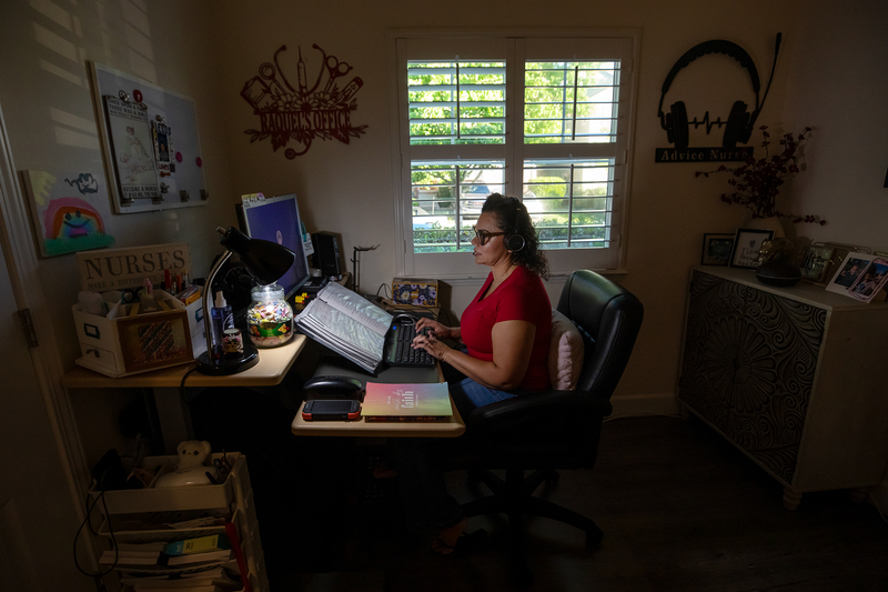 Kaiser nurses say technology is making their jobs — and patient care — worse