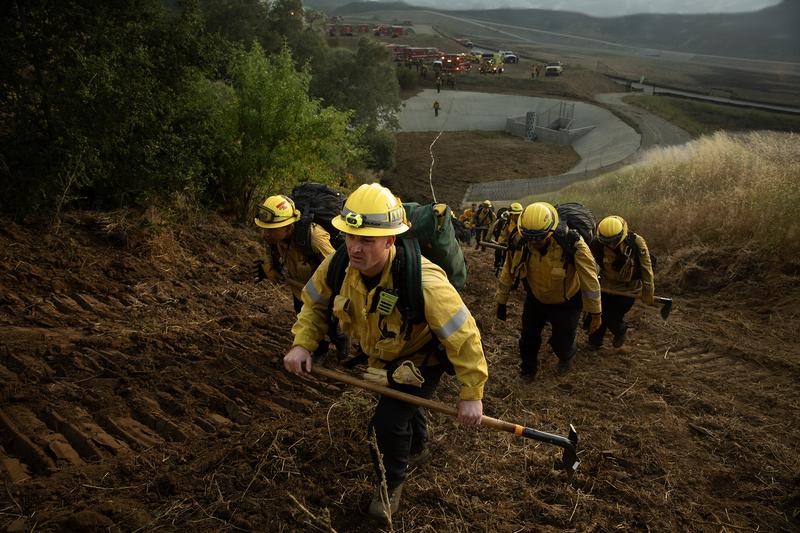 Lawmakers vote to let first responders retire earlier and with more money. Will Newsom sign on?