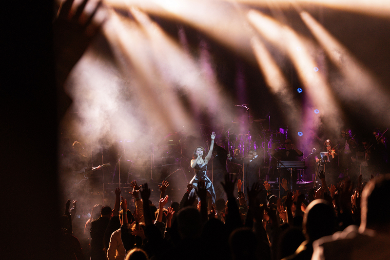 Newsom signs law targeting expensive ‘ghost tickets’ to concerts and sporting events