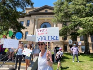 Wyoming judge strikes down ultrasound requirement, two other abortion laws