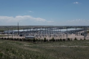 How did data center skepticism impact elections in southeastern Wyoming?