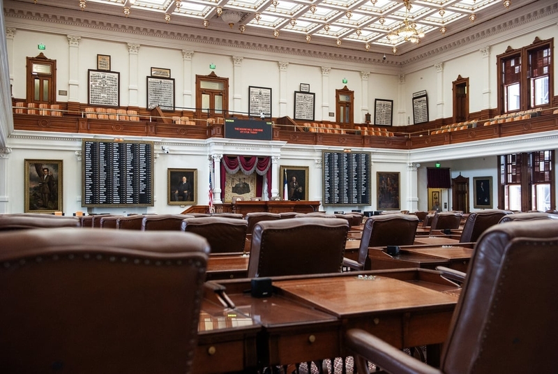 Democrats’ quorum-breaking flight puts Abbott’s agenda in limbo for special legislative session
