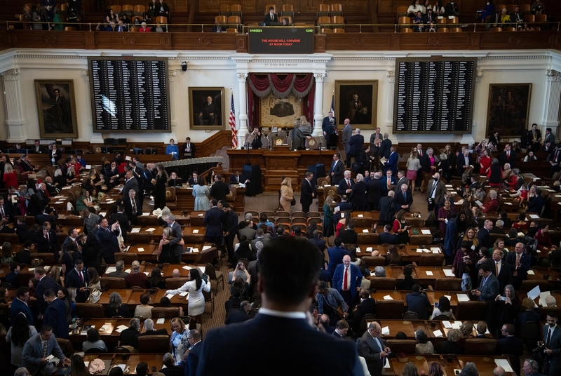 Here’s how school vouchers, Paxton impeachment affected the Texas GOP primaries