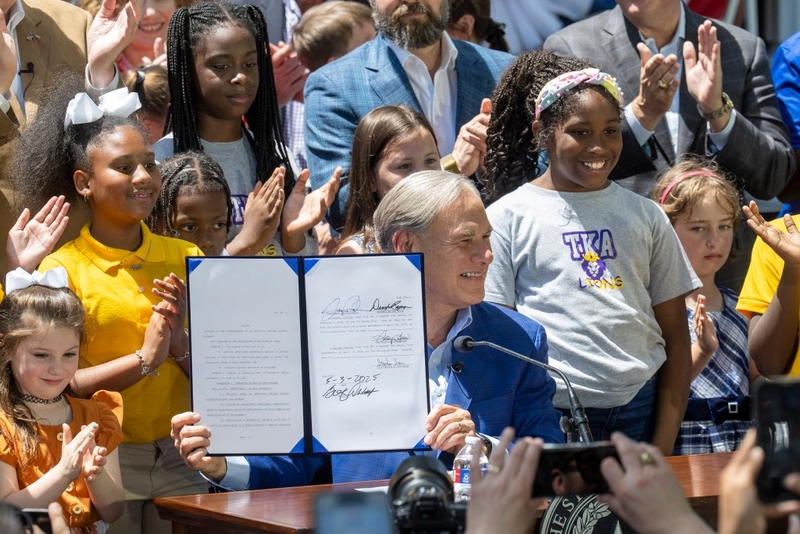 Which families are using ESAs? Here’s what we know about Texas’ first school vouchers