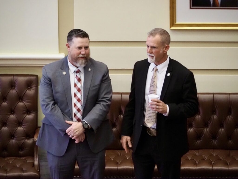 Public obscenity bill that could impact drag shows heads to Oklahoma governor