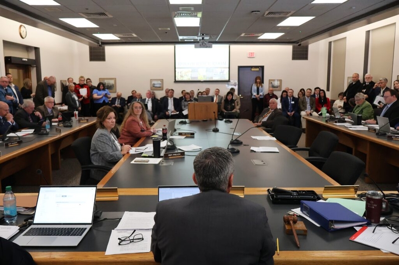 Bill to save Elgin hospital among 7 late additions to special session