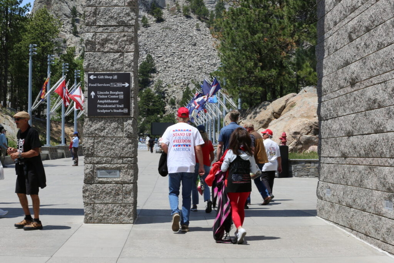 ‘Come fund our government’ isn’t likely to succeed as a tourism slogan