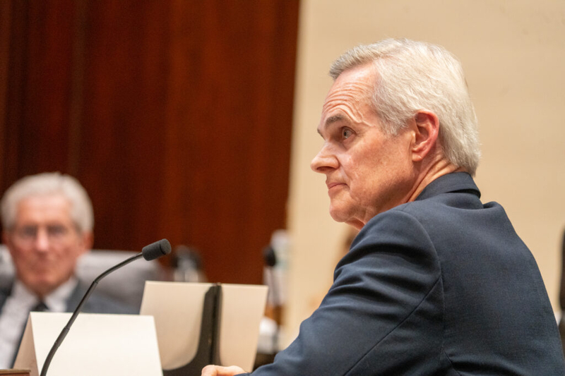 Nebraska auditor criticizes $23K ‘waste of money’ for resigning retirement director