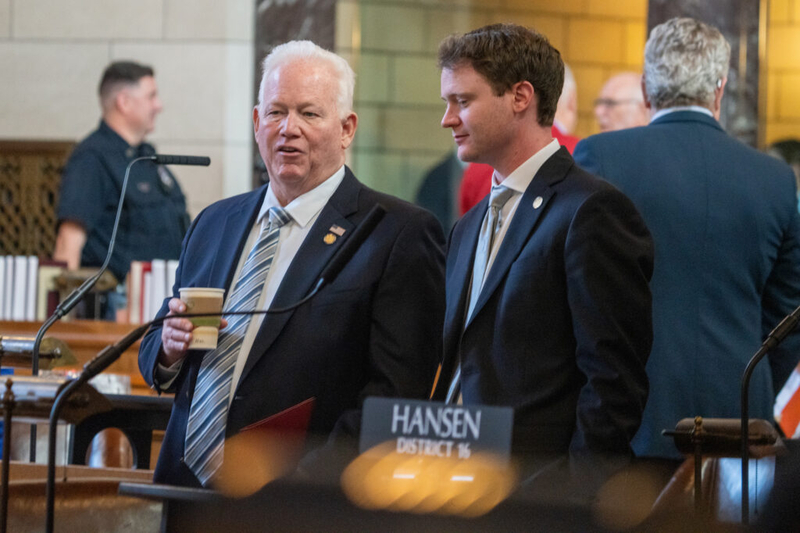 Nebraska auditor oversight bill for no-bid contracts pulled back to committee