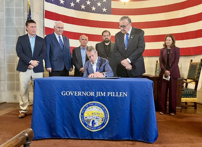 Pillen rescinds ImagiNE Act tax incentives for new Nebraska data centers