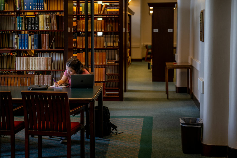 The new FAFSA was supposed to be easier to use. Technical glitches have made it anything but.