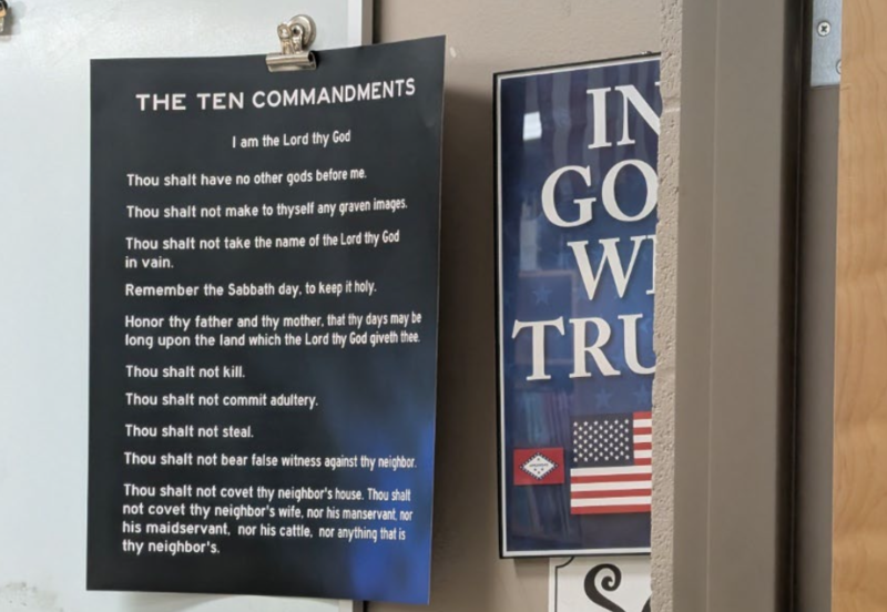 Judge orders Central Arkansas district to remove Ten Commandments displays