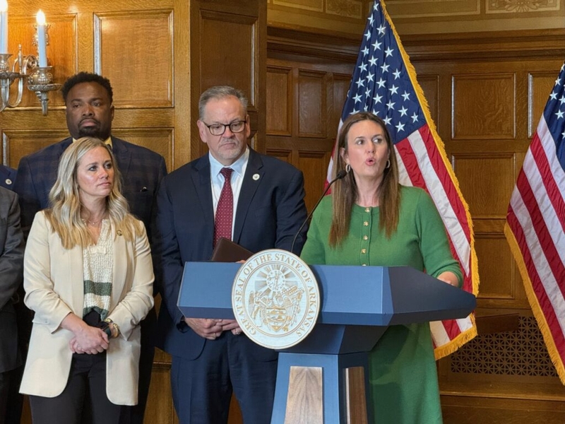 Arkansas governor calls Legislature back to session to cut income taxes