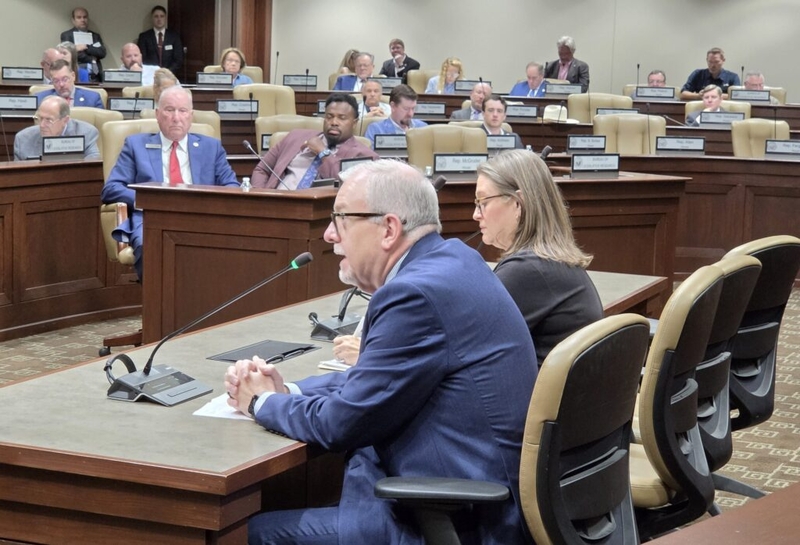 Arkansas finance secretary urges lawmakers to keep Medicaid fully funded after $400M spending hike