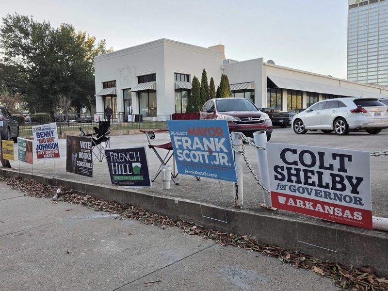 Justice Department sending election monitors to 2 Arkansas counties on Election Day