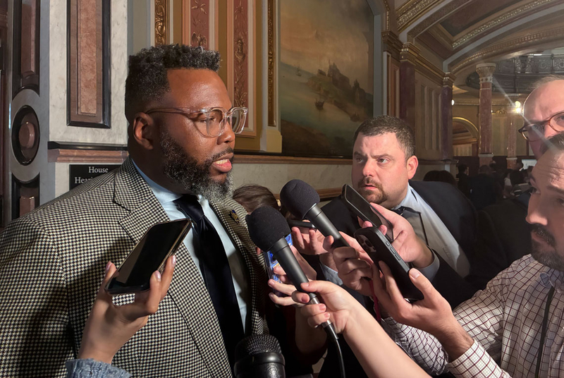 Illinois House unveils new version of Bears’ megaprojects bill | News ...