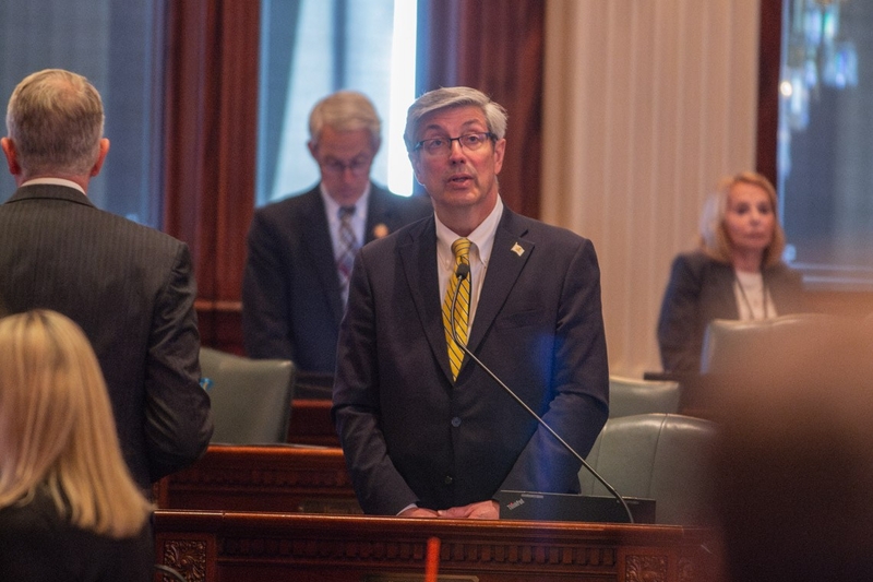 Republicans hope to reengage Bears with new proposals