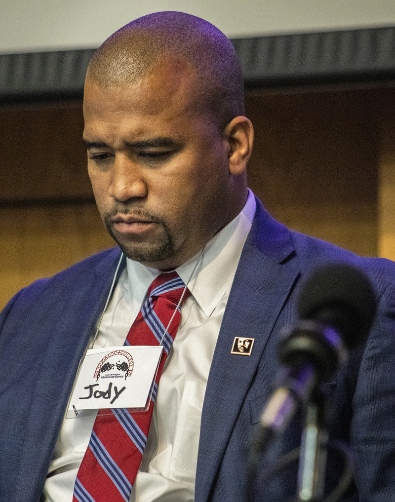 FBI raids Hinds County DA’s business, office