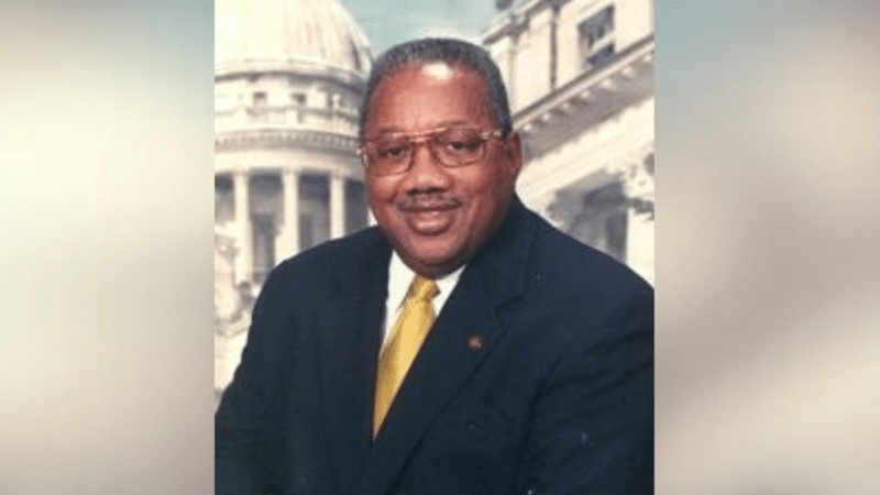 Former judge, senator Walls dies at 80